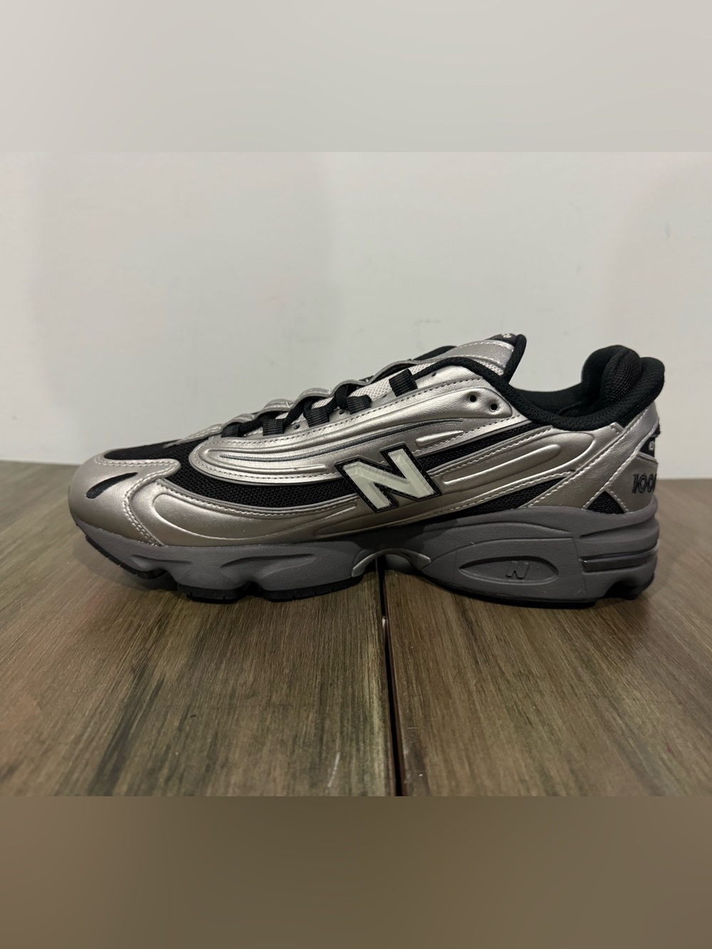 NEW BALANCE 1000 CLASSICS MEN SHOES